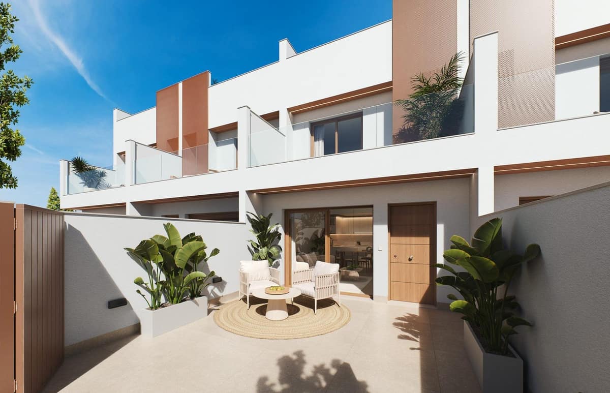 Contemporary-style townhouses with private swimming pools