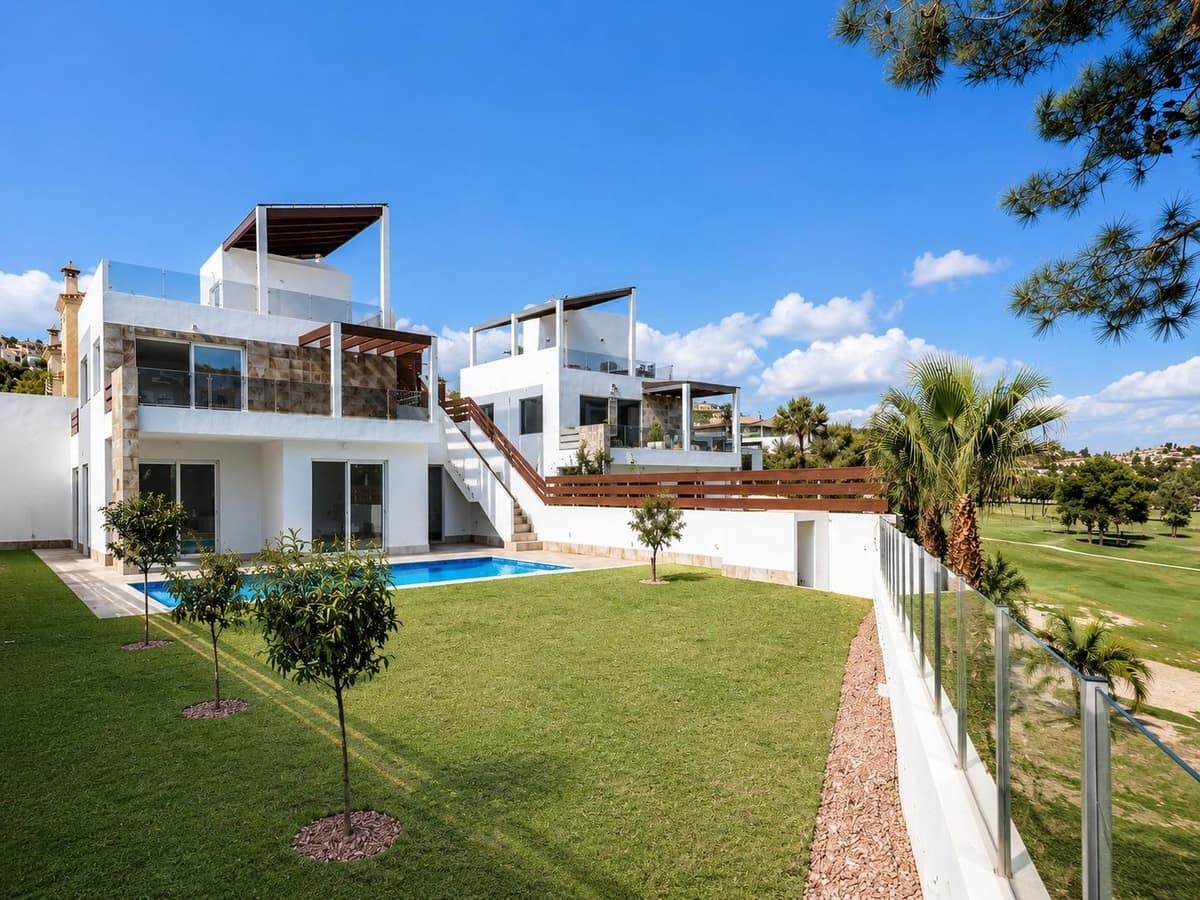 Luxury Golf Frontline Villas in Ciudad Quesada, Costa Blanca