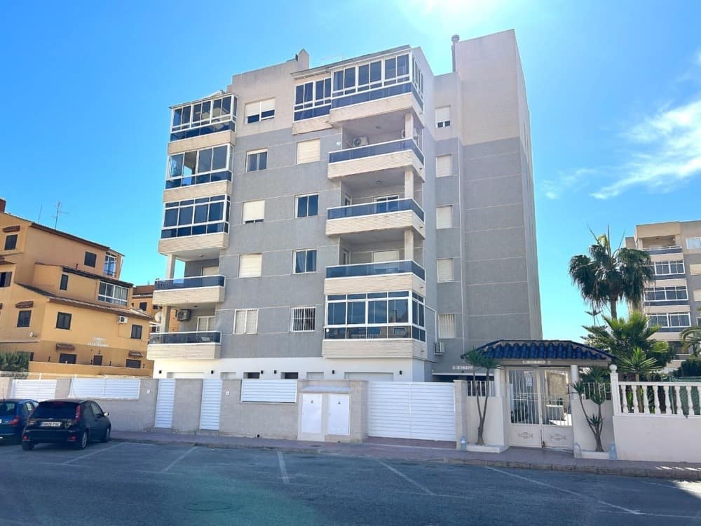 3-bedroom apartment in Torrevieja