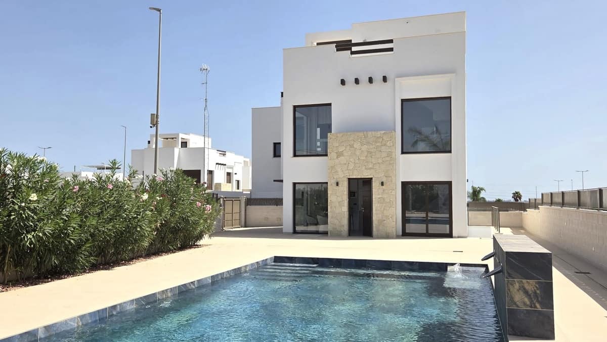 5-bedroom villa in La Herrada